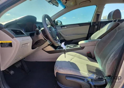 2017 Hyundai Sonata Se z USA, uszkodzony, nr VIN 5NPE24AF0HH577443